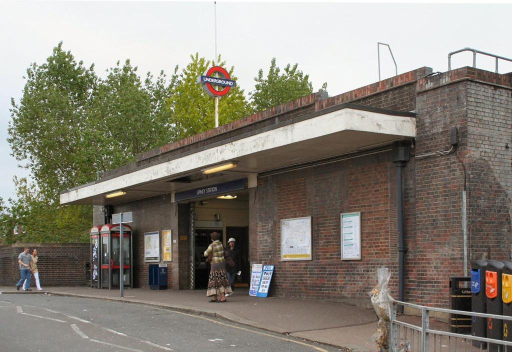 Barking Haven Retreat - Airport - Parking - Train Station Holiday home Barking (Greater London)