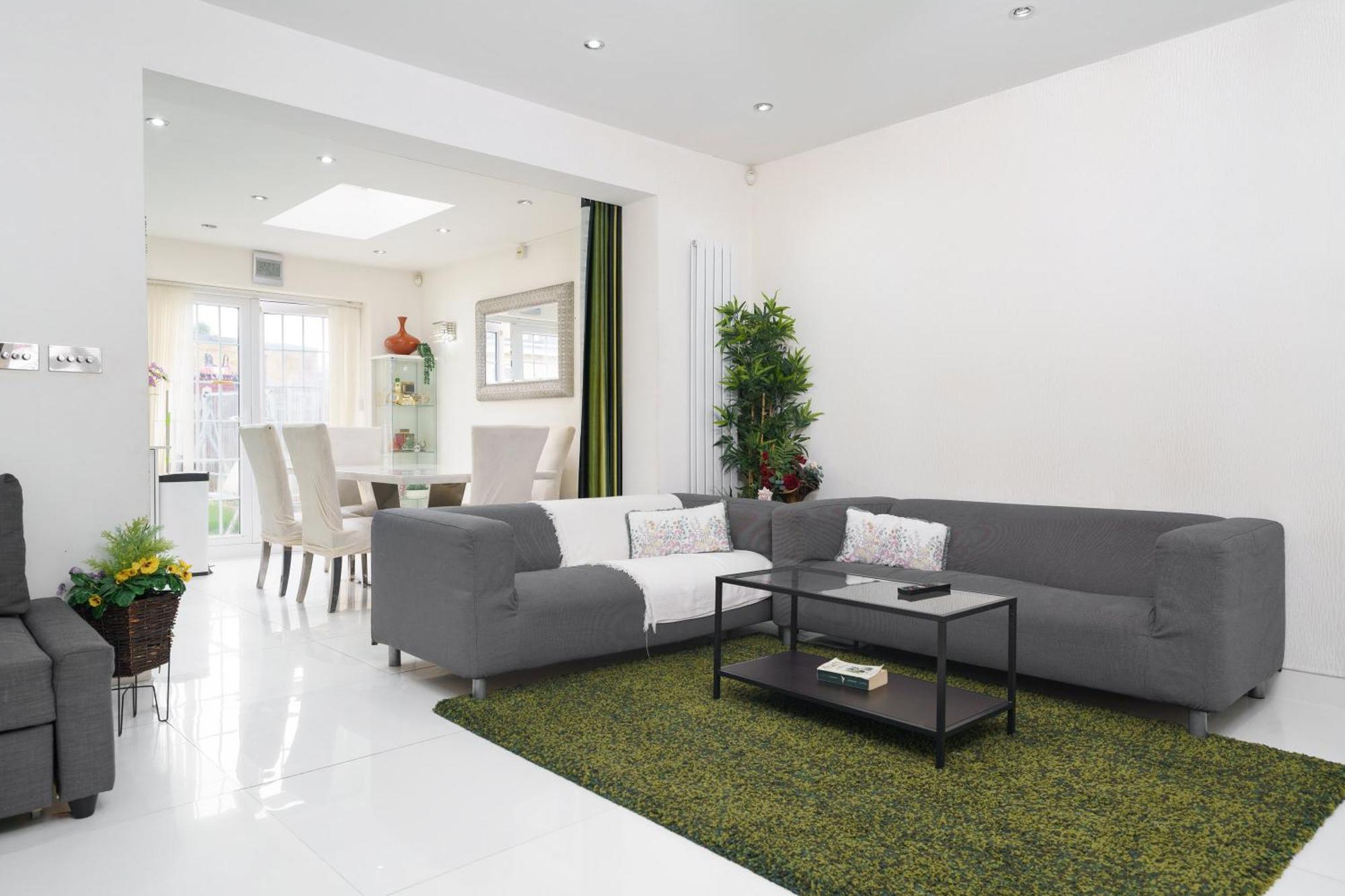Ferienhaus Barking Haven Retreat - Airport - Parking - Train Station *